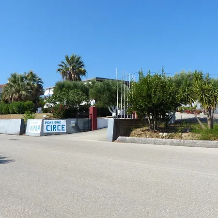 Circe Pansion Apartment Lixouri