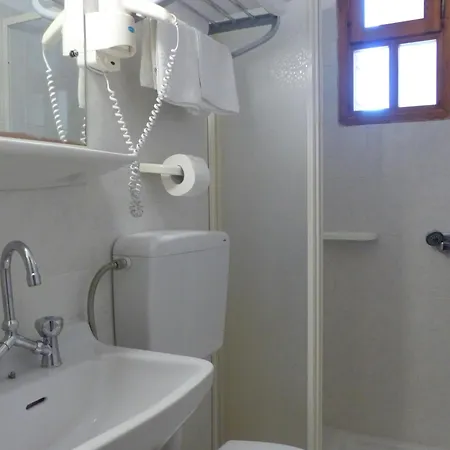 Circe Pansion Lixouri