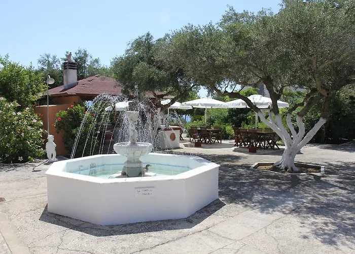 Circe Pansion Lixouri