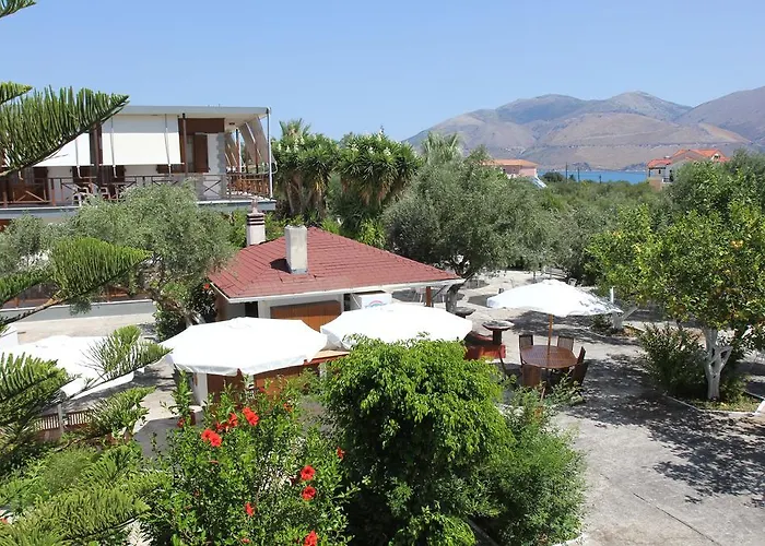 Circe Pansion Apartmán Lixouri