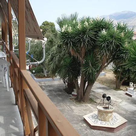 Apartment Circe Pansion Lixouri